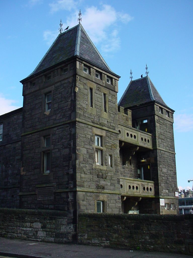 Edinburgh castle (2)
